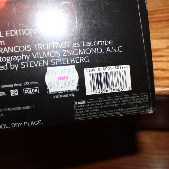 3/$118- CLOSE ENCOUNTERS OF THE THIRD KIND Deluxe Widescreen Special Laserdisc - Picture 4 of 6